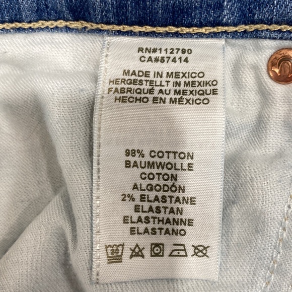 True Religion Colette High Rise Tapered Skinny Waterfall Wash Ripped size 29 - Picture 7 of 16